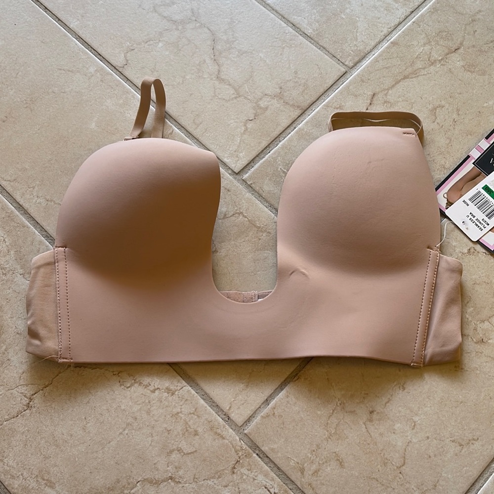U Plunge Bra NWT